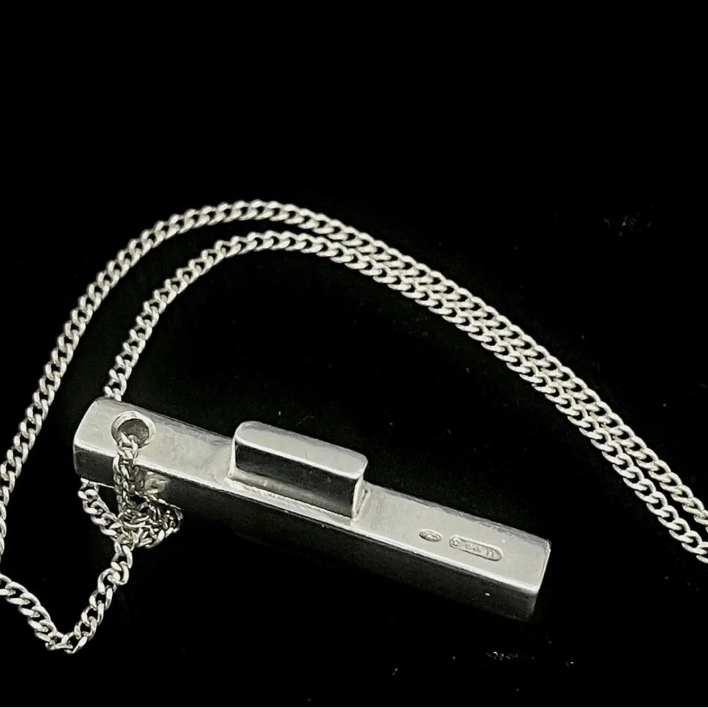 GUCCI RARE Cross Necklace 😇